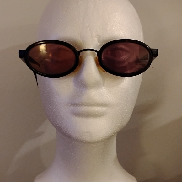 Tommy Hilfiger Accessories - Vintage Tommy Hilfiger Faux  Tortoise Unisex Sunglasses